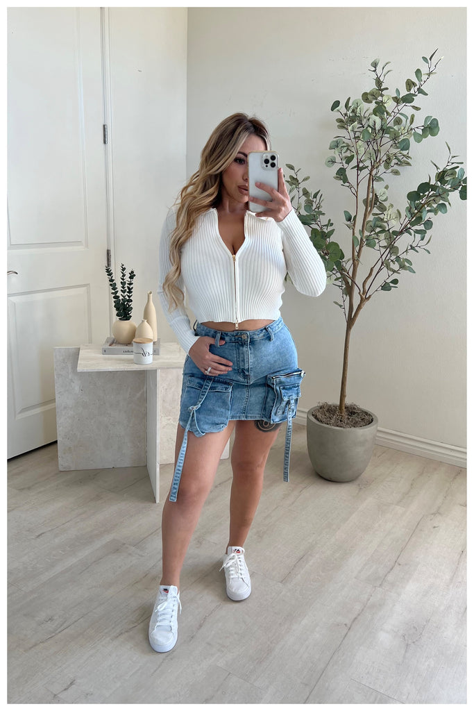 Saia ziper frontal deals jeans